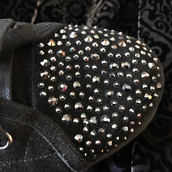 Nine West Sneakers - Picture 6 of 6